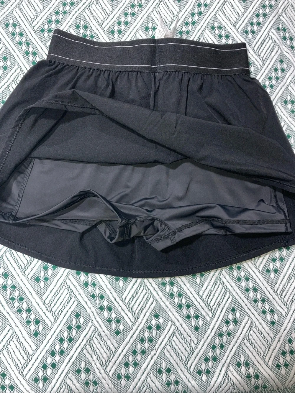 ALO Yoga Black Athletic Skirt with Logo Waistband